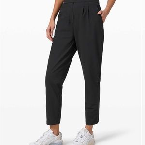 Lululemon Essential High-Rise Trouser